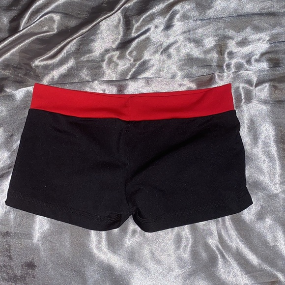 Gk black shorts red waistband size small - Picture 2 of 2